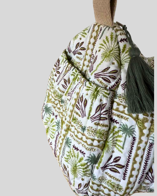 Voyager Weekender Wander Palm Collection